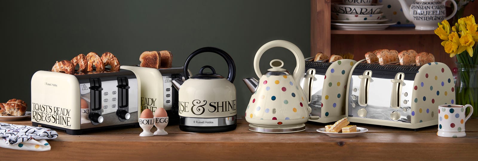 3000 W Russell Hobbs 23907 Emma Bridgewater Kettle Black Toast Cordless Electric Kettle Toast and Marmalade 
